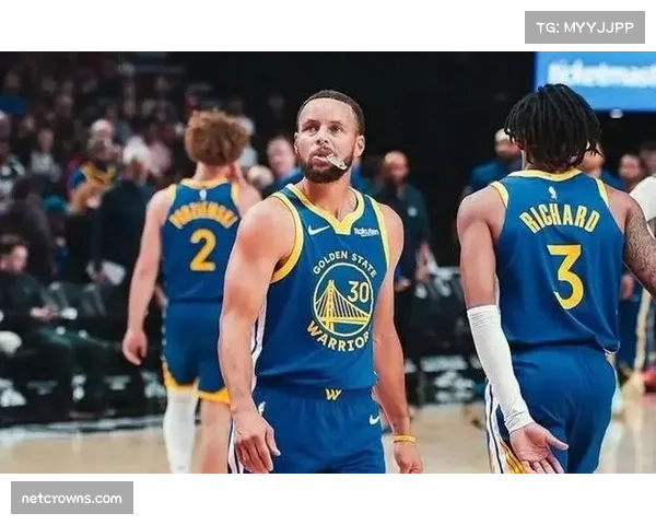 勇士负于开拓者，NBA传统强队赛季初期面临调整压力